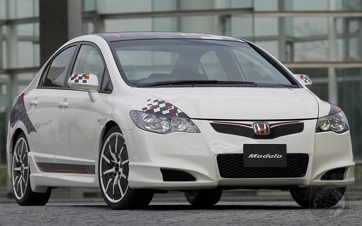 Apart from the racing livery, the Civic Type-R Modulo Concept's exterior is 