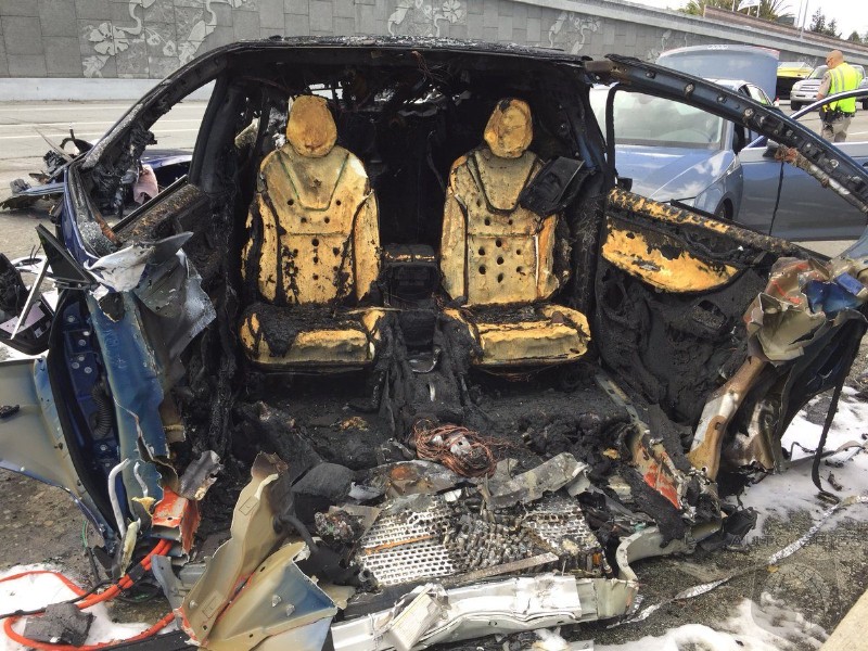 Battery Fire After Fatal Model X Crash Takes 35 Firefighters To Extinguish