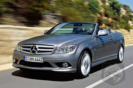 The new CLK will feature a v6 engine with 272 hp, a V8 capable of delivering 