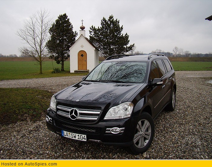 Wimmer's 2007 Mercedes-Benz GL320 CDI 4Matic Photo Album: 