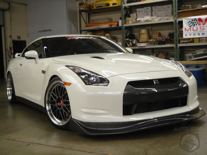 Busted tranny of Nissan R35 GTR already