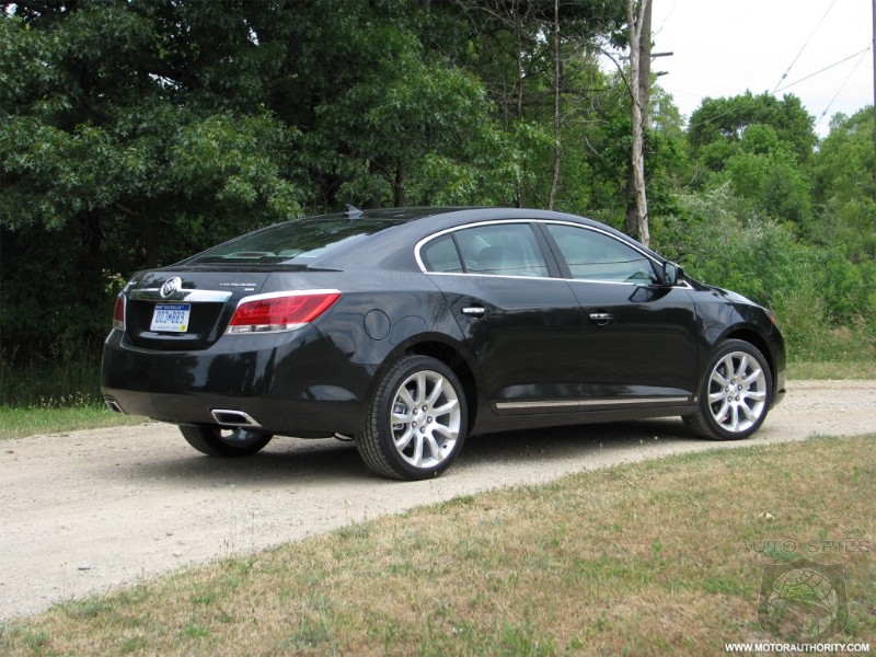 The 2010 Lexus ES 350 hasn't been rated yet.