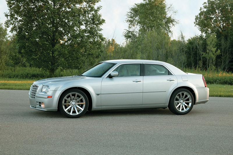 Chrysler 300C Hemi 、M5、3シリーズ Chrysler 300C Hemi 、M5、3シリーズ Chrysler 300C Hemi 、M5、3