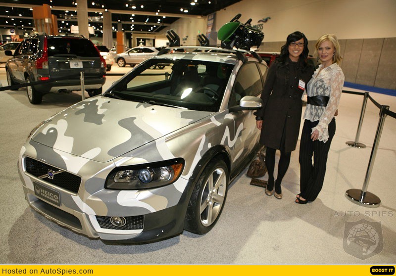 San Diego Auto Show Photo GalleryAuto Show season lights up again