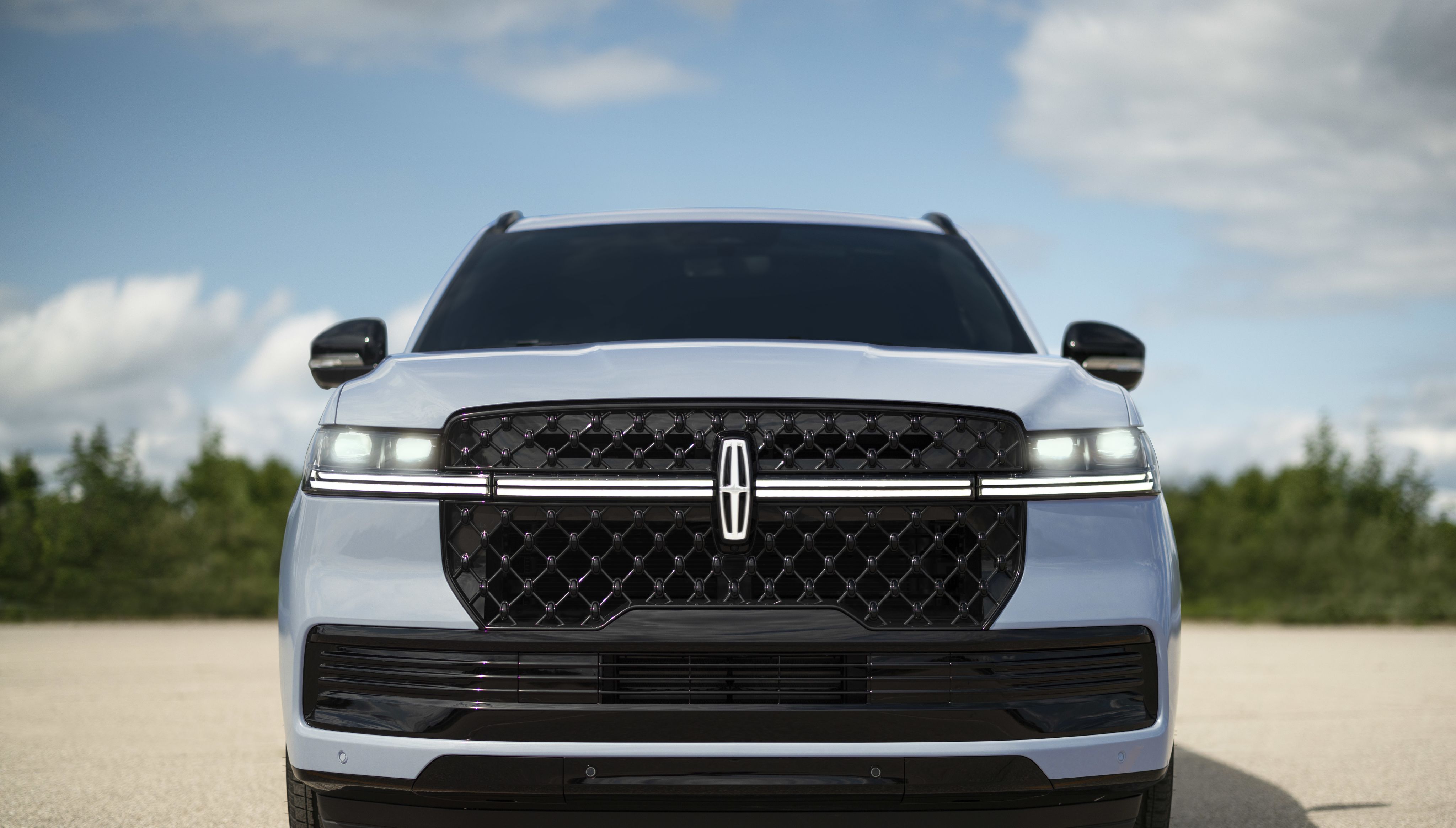 STUD OR DUD? DEBUT Allnew 2025 Navigator AutoSpies Auto News