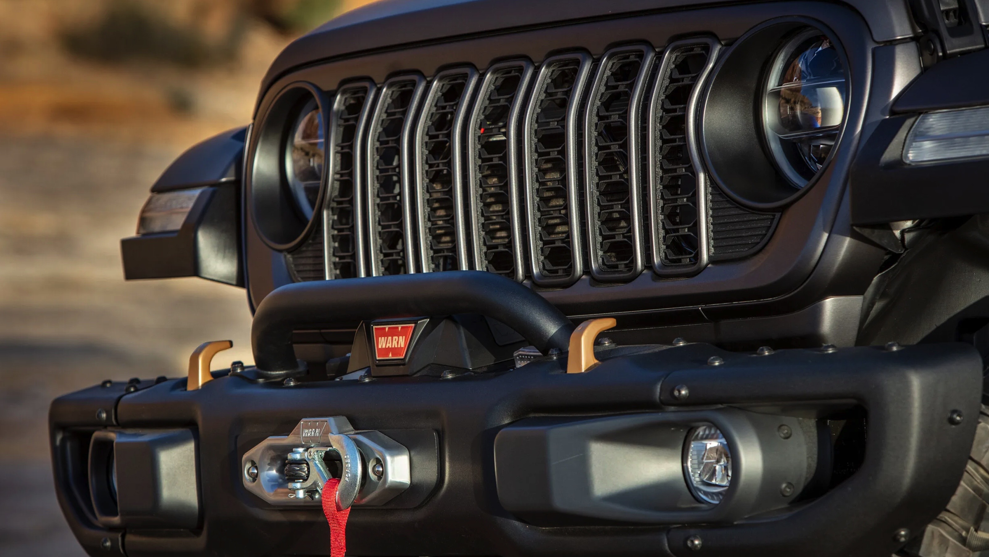 RUMOR! SPY PHOTOS! Is THIS The FACE Of the 2023 Jeep Wrangler