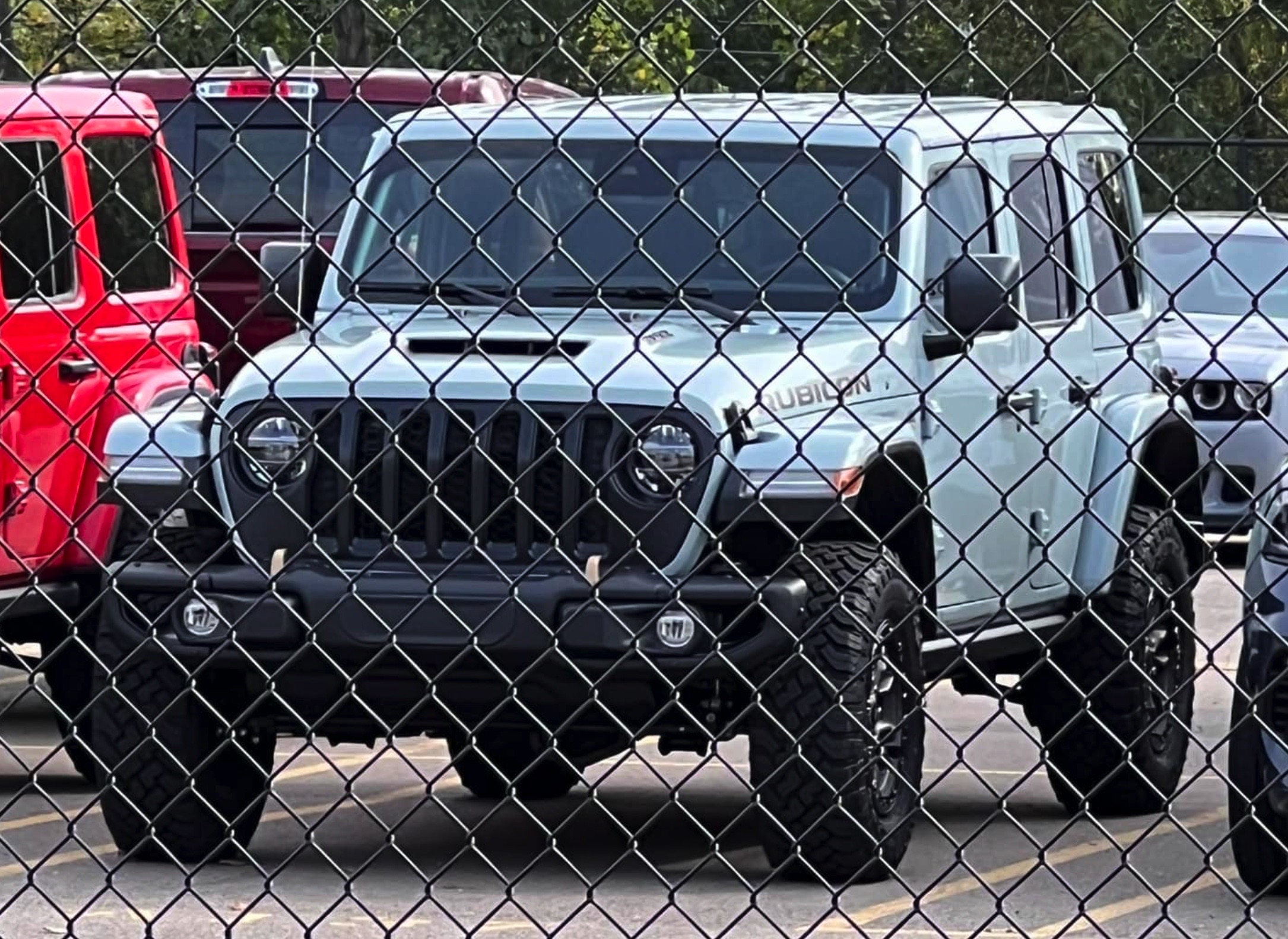 SPY PHOTOS! FIRST Look At The Earl Grey And Purple Reign Wrangler Colors In  REAL-LIFE! - AutoSpies Auto News
