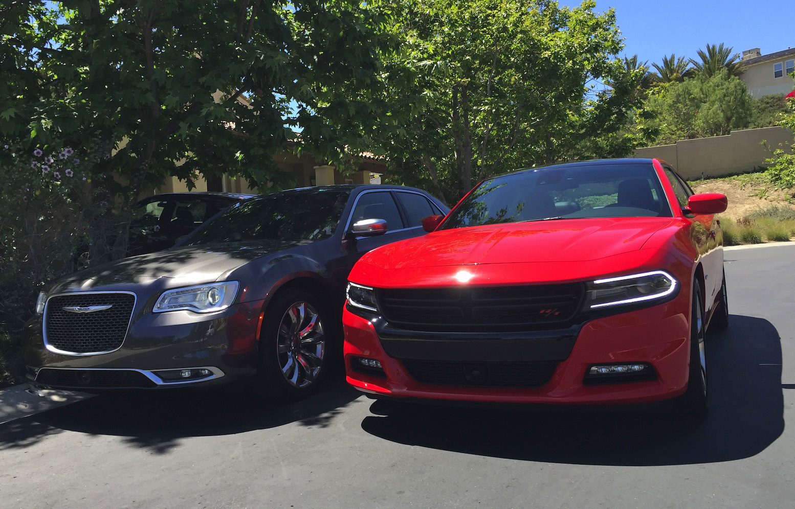 CAR WARS! Chrysler 300c vs. Dodge Charger. Which Car Has