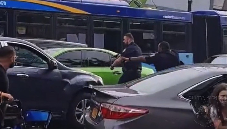 SHOCK VIDEO! Gatorade Green Benz Tries To ESCAPE ARMED Police In Bronx Traffic Rat's Nest. Otherwise Known As DiBlasio's SAFE SUMMER!