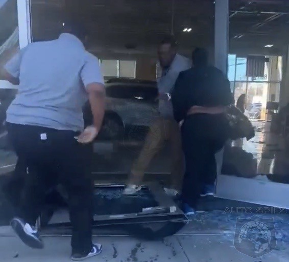 WATCH! CarMax WHINE And DASH Shocker! Driver Orders Trouble, Skips the Drive-Thru Line!