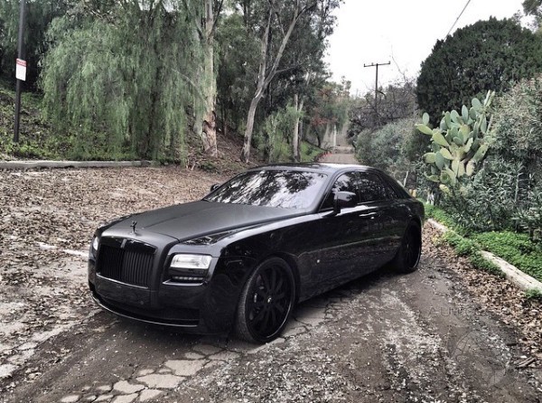 Kim Kardashian Puts Her Rolls Royce Ghost  Up For Sale - What Should She Get Next?