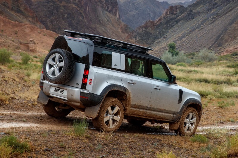 Aiming For The Wrangler? Land Rover Plans Budget Off-Roader