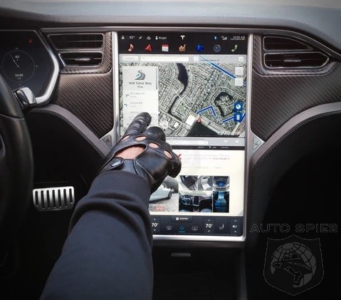 Fed Investigates Model S For Touchscreen Failures