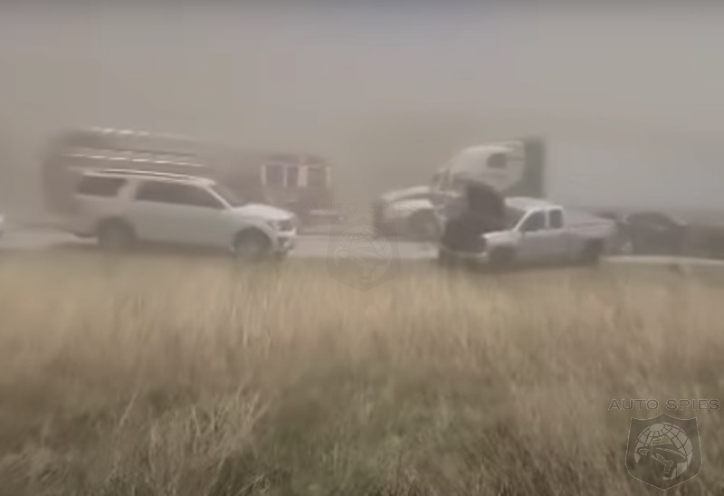 WATCH: Dust Storm Causes 80 Car Pile Up In Illinois - AutoSpies Auto News