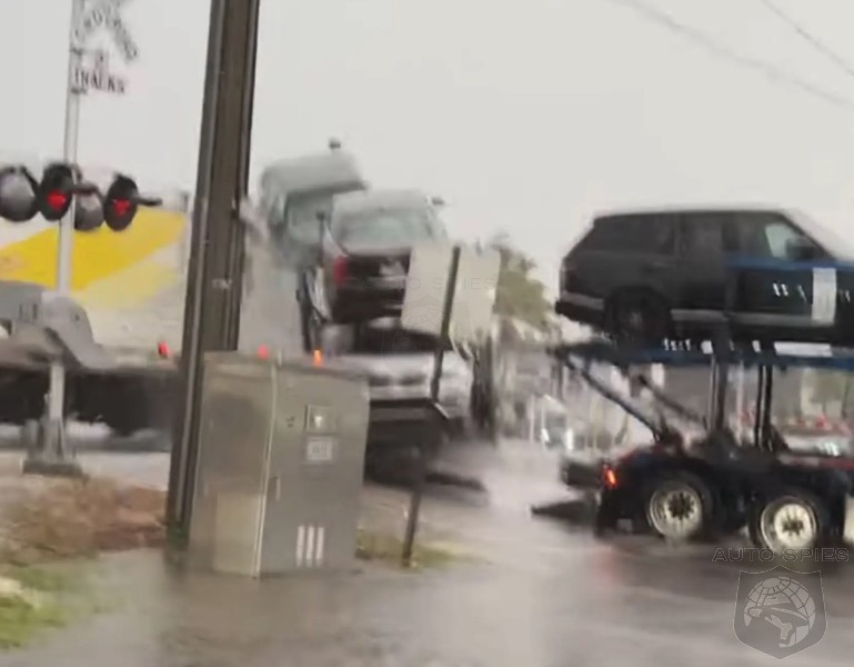 WATCH: Florida Passenger Train Smashes Into Car Carrier Stuck On Tracks ...
