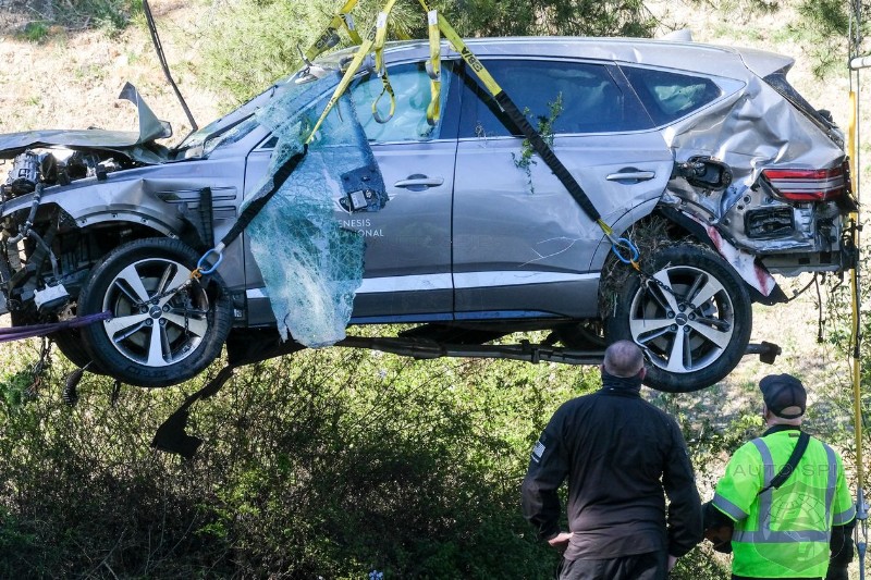 The Cat Is Out Of The Bag, Police Release The REAL Reason Why Tiger Woods SUV Crashed