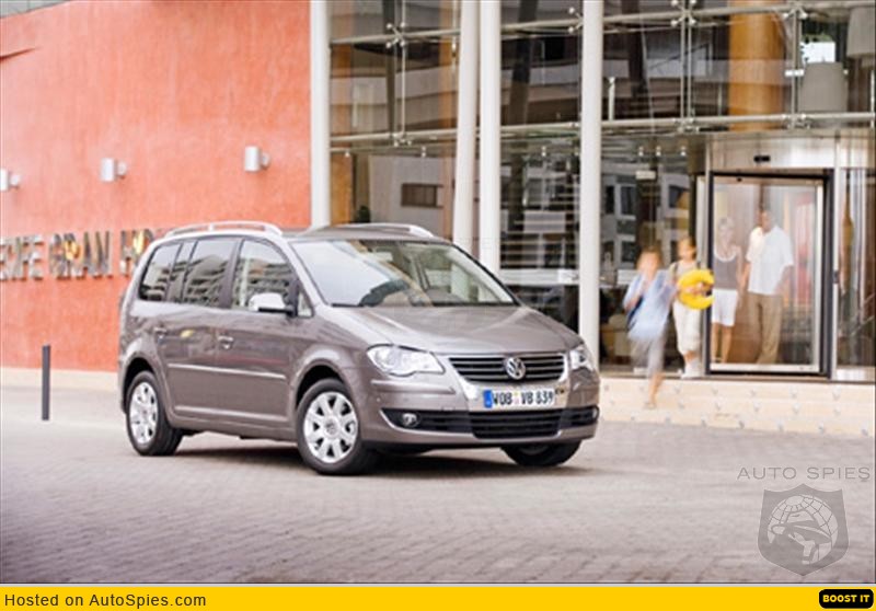 New VW Touran has automatic parking