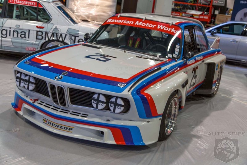 #SEMA: BMW Reminds The SEMA SHOW That It Hasn't Forgotten Its Roots — MRated Batmobile, Early 5-Series and E30 Appear With H&R
