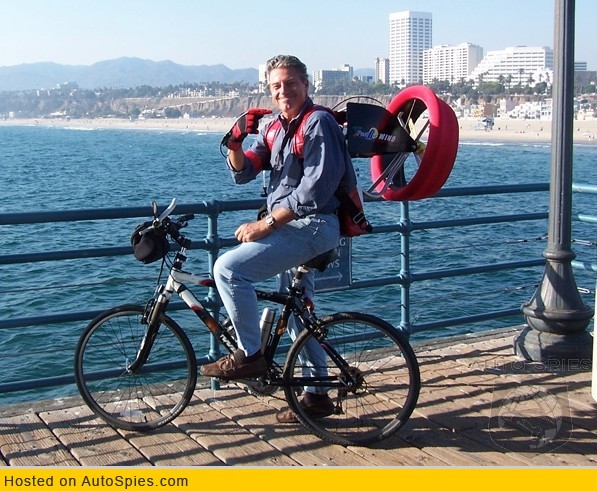 Thrustpac Bicycle “jetpack”: Thrust, thrust and away! - AutoSpies Auto News