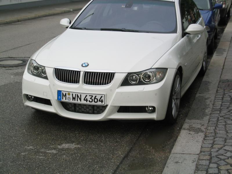 SPY PHOTOS: BMW 335i sedan in the flesh?